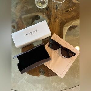 Oliver Peoples Rosson Sunglasses OV5540SU Brown Tortoise
Breath Logo with Case